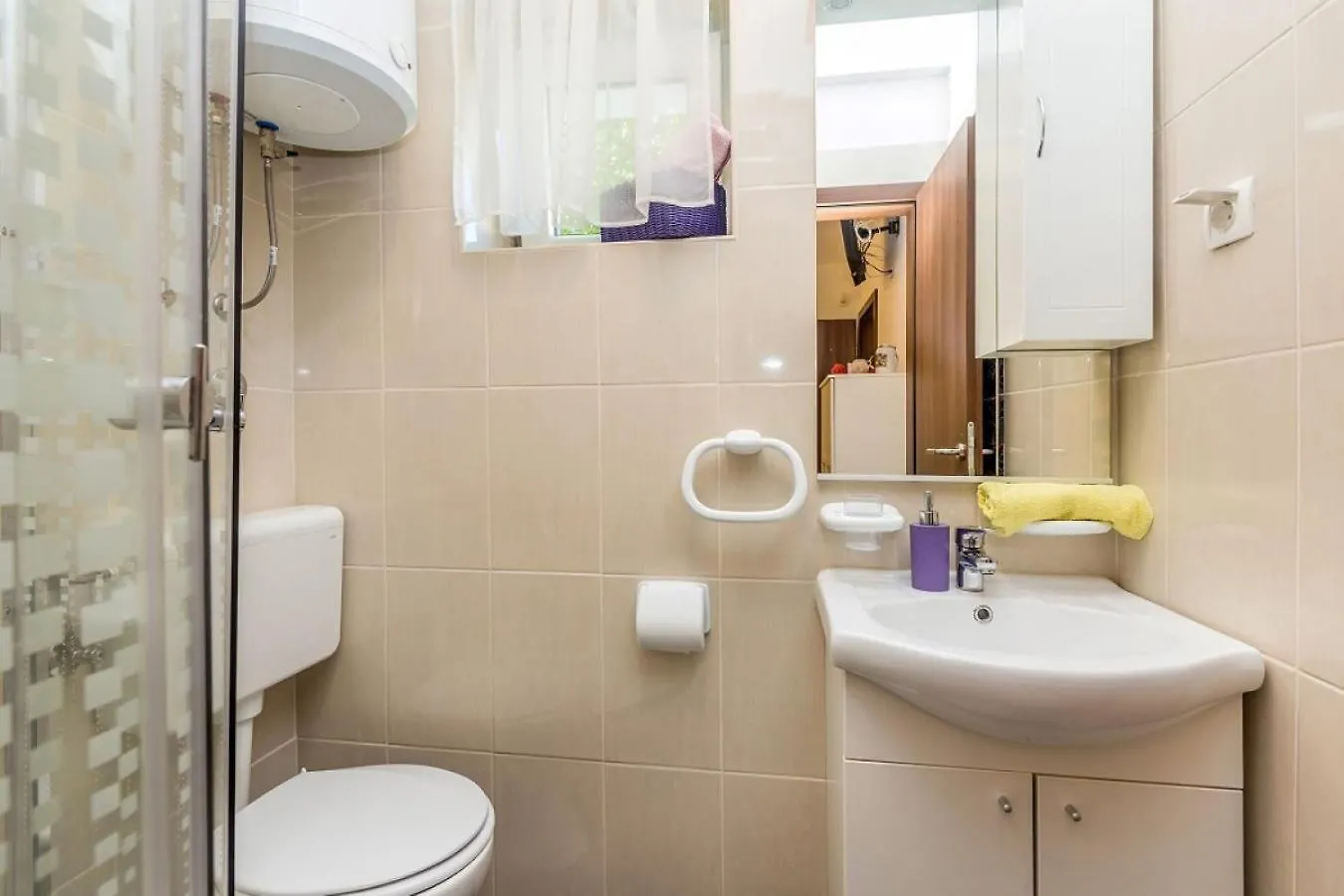 Studio Apartman U Kuci S Bazenom Baska  Croatia