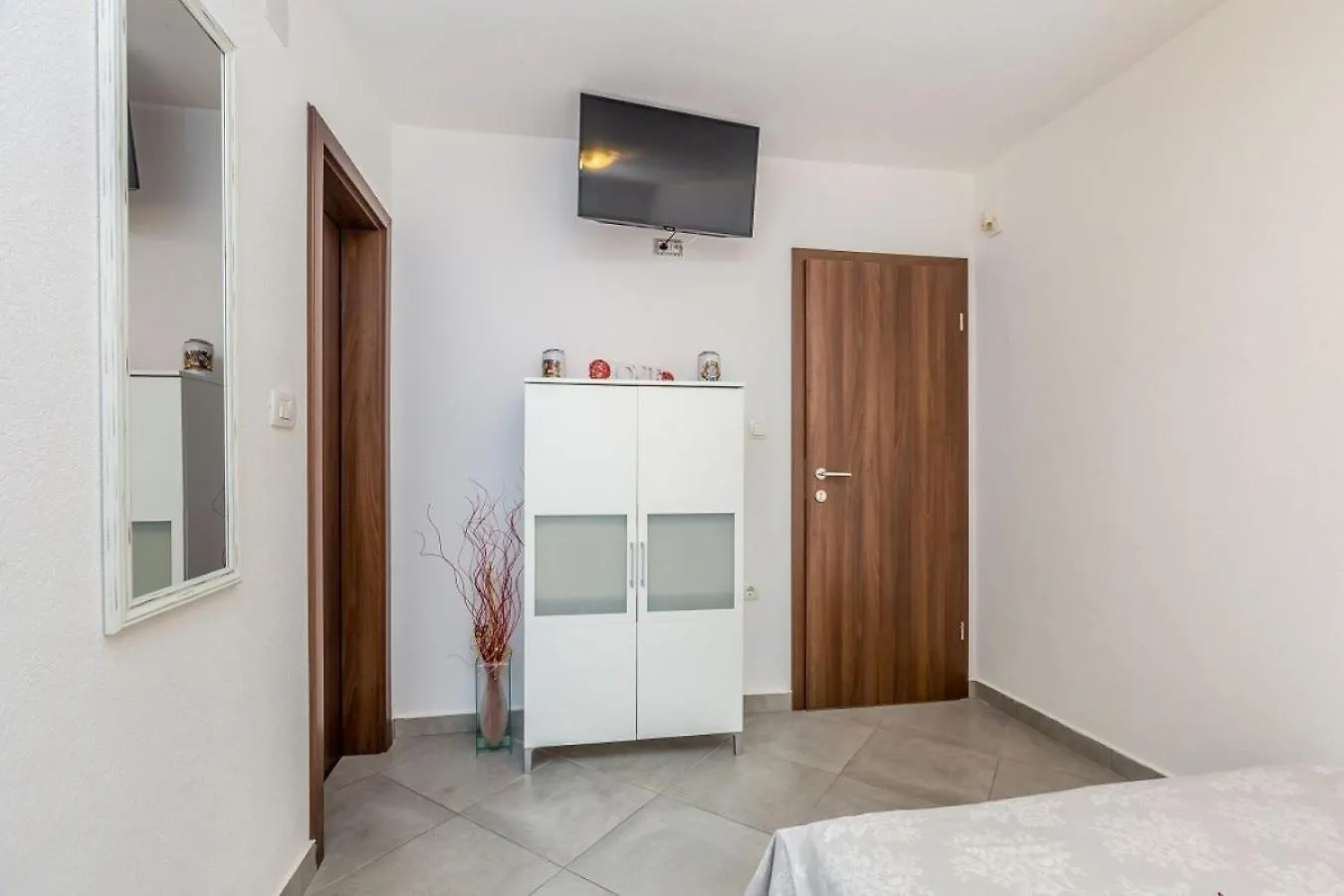Studio Apartman U Kuci S Bazenom Baska  0*, Baska (Krk) Croatia